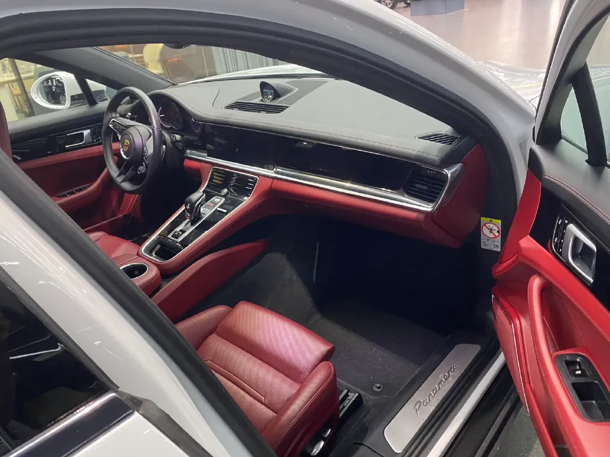 2021 Porsche Panamera 2.9T 330HP V6 8DCT,autocango,china used car exporter,china ev exporter,chinese used car exporter,chinese used ev exporter