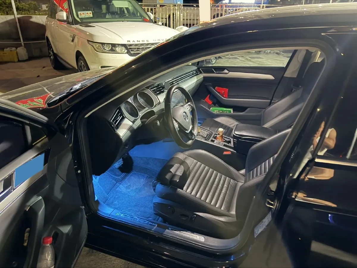 2018 Volkswagen Magotan 1.8T 180HP L4 7DCT,autocango,china used car exporter,china ev exporter,chinese used car exporter,chinese used ev exporter