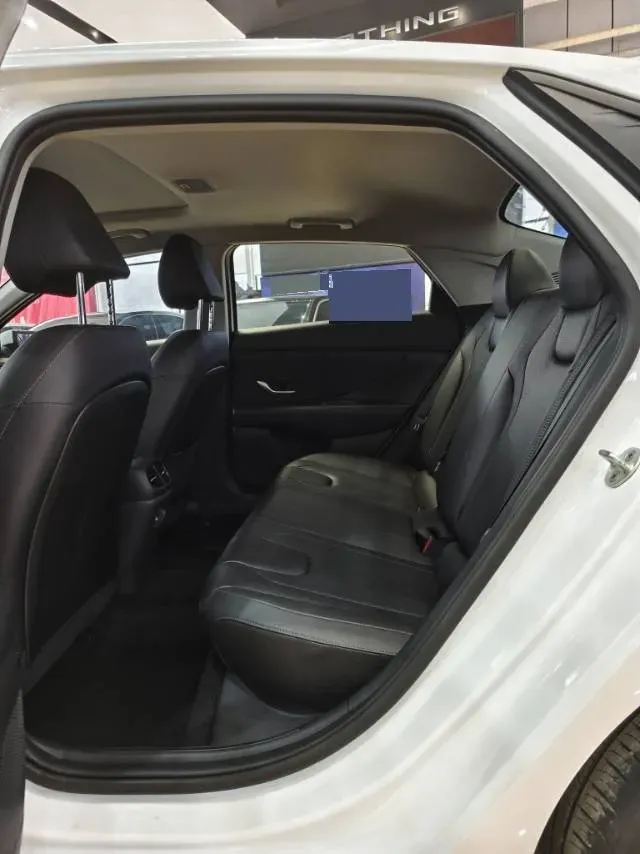 2022 Hyundai Elantra 1.5L 115HP L4 CVT,autocango,china used car exporter,china ev exporter,chinese used car exporter,chinese used ev exporter