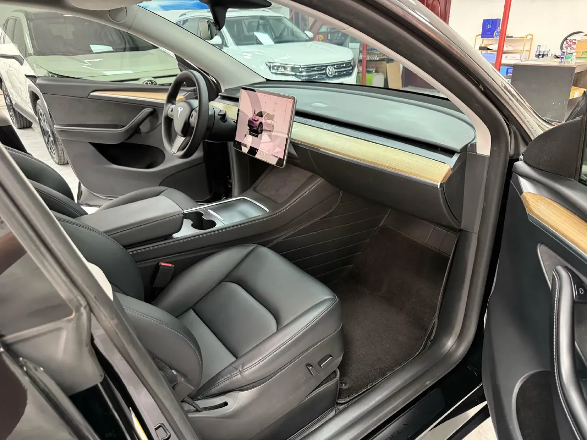 2022 Tesla Model Y BEV 60KWH,autocango,china used car exporter,china ev exporter,chinese used car exporter,chinese used ev exporter