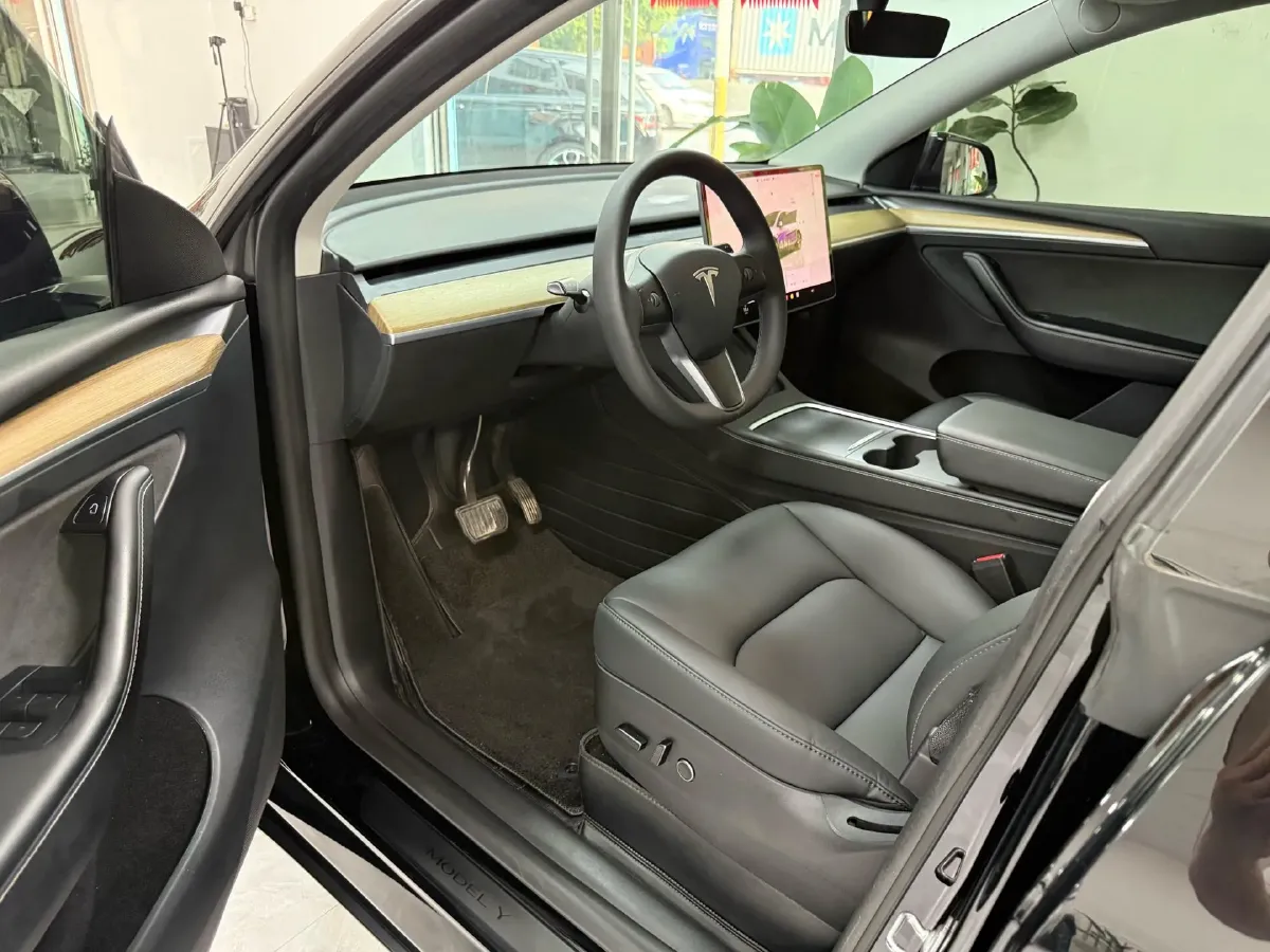 2022 Tesla Model Y BEV 60KWH,autocango,china used car exporter,china ev exporter,chinese used car exporter,chinese used ev exporter