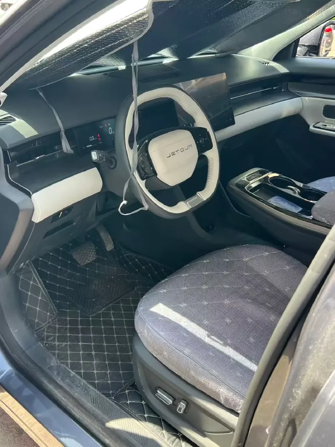 2022 Jetour DASHING 1.6T 197HP L4 7DCT,autocango,china used car exporter,china ev exporter,chinese used car exporter,chinese used ev exporter