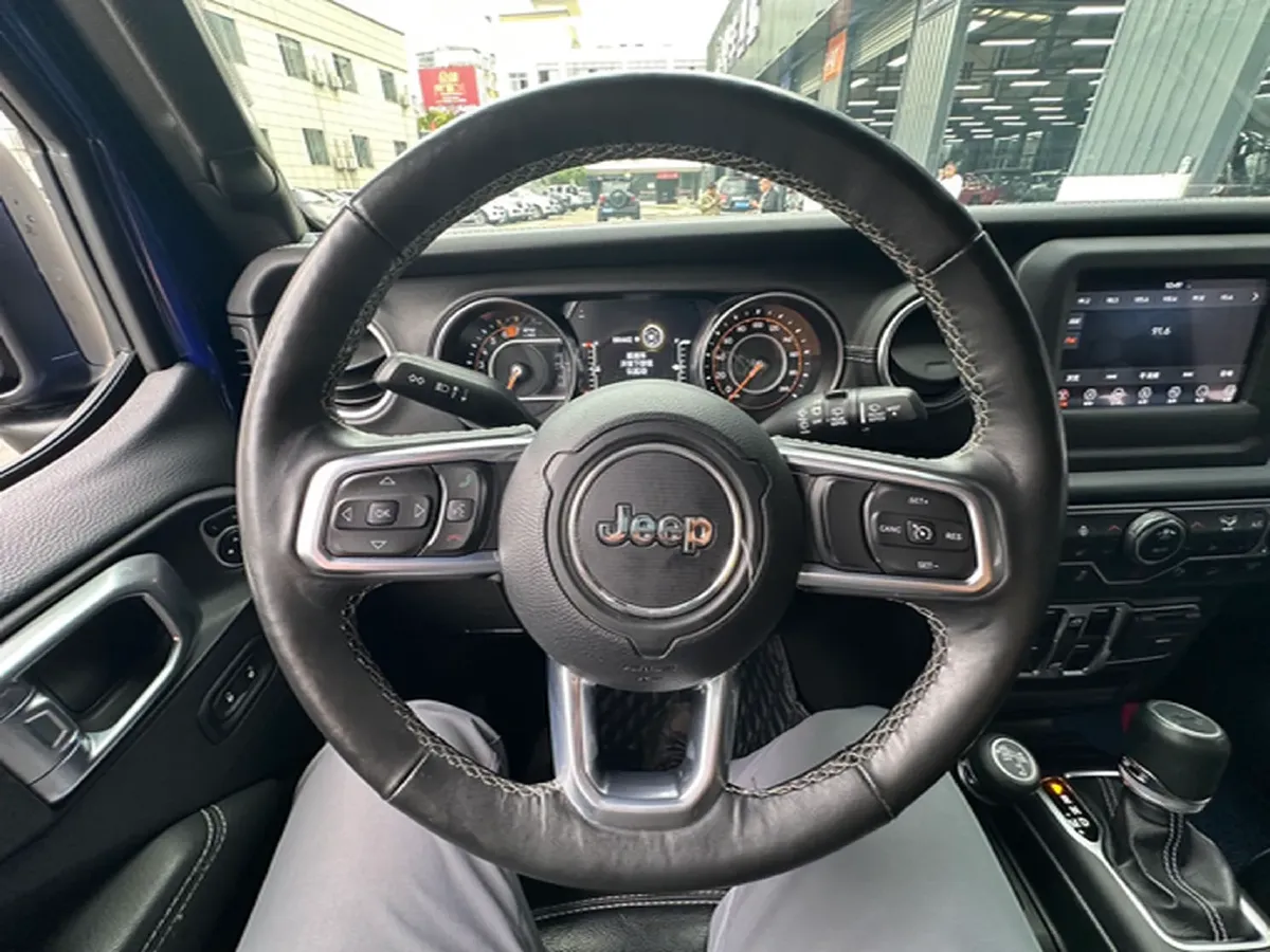 2019 Jeep Wrangler 2.0T 266HP L4 8AT,autocango,china used car exporter,china ev exporter,chinese used car exporter,chinese used ev exporter