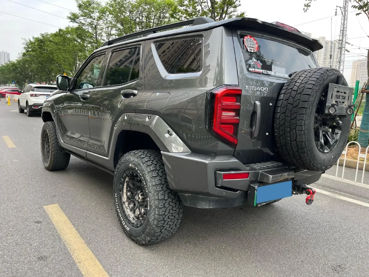 2023 Tank 400 2.0T 252HP L4 9AT PHEV 37.1KWH,autocango,china used car exporter,china ev exporter,chinese used car exporter,chinese used ev exporter