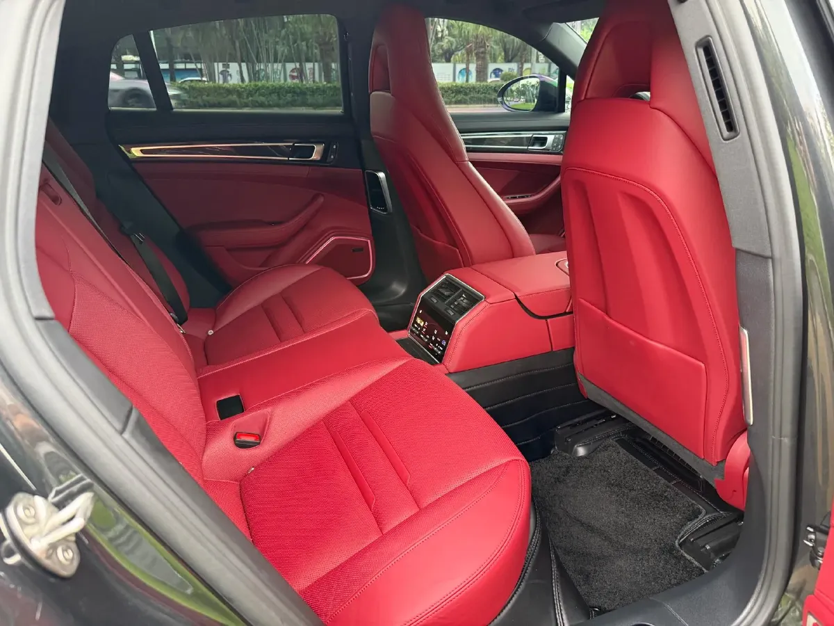 2023 Porsche Panamera 2.9T 330HP V6 8DCT,autocango,china used car exporter,china ev exporter,chinese used car exporter,chinese used ev exporter