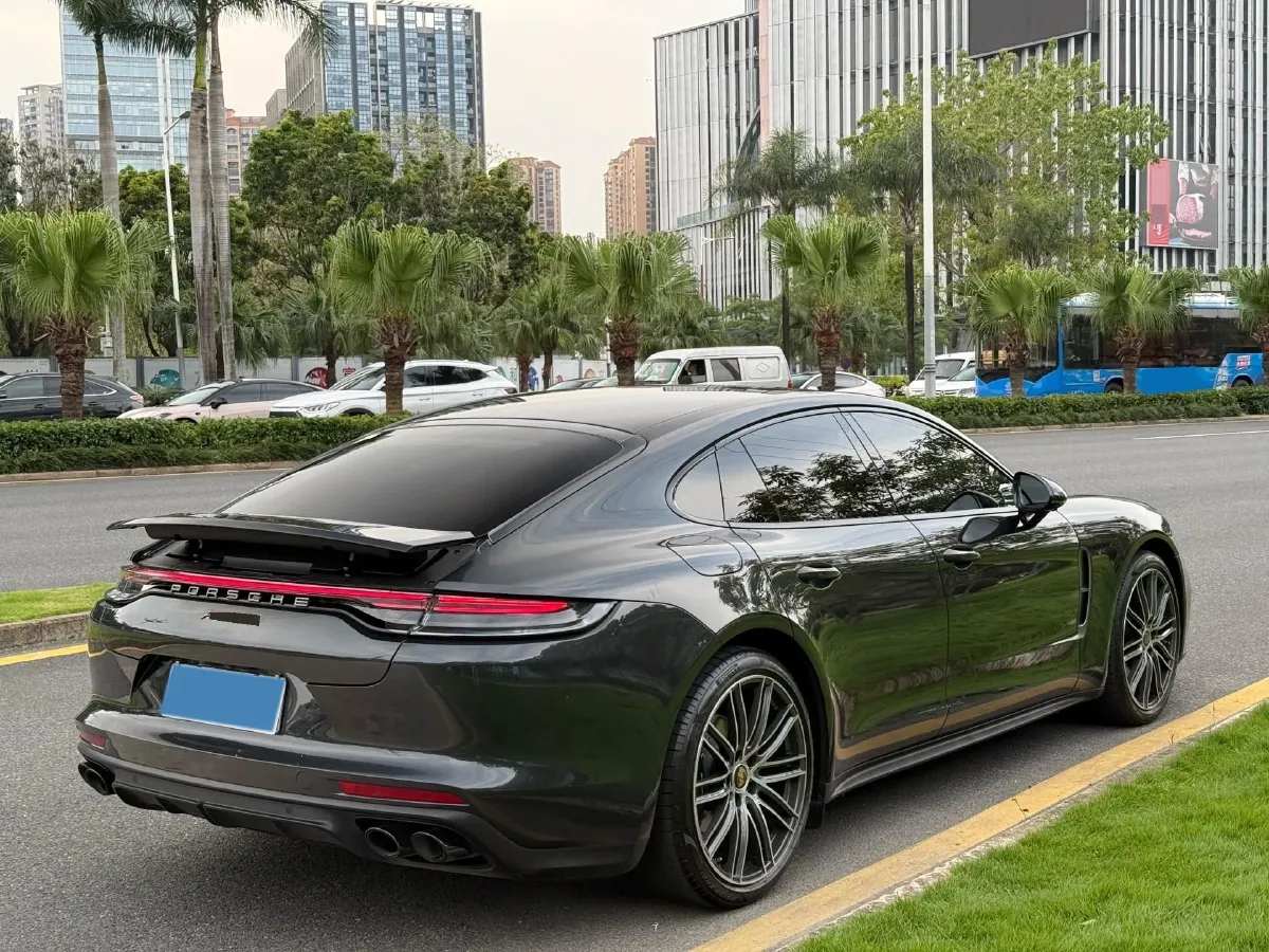 2023 Porsche Panamera 2.9T 330HP V6 8DCT,autocango,china used car exporter,china ev exporter,chinese used car exporter,chinese used ev exporter