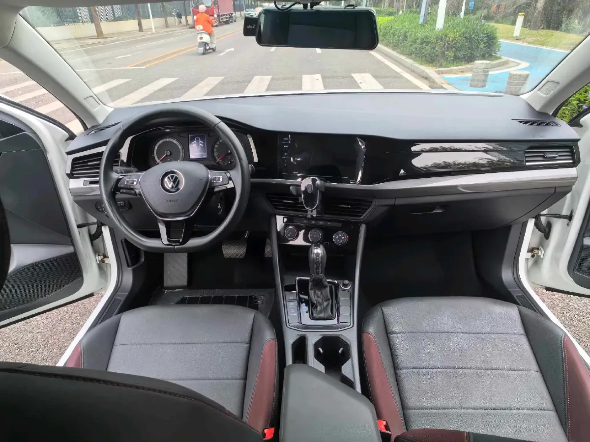 2021 Volkswagen Bora 1.5L 113HP L4 6AT,autocango,china used car exporter,china ev exporter,chinese used car exporter,chinese used ev exporter