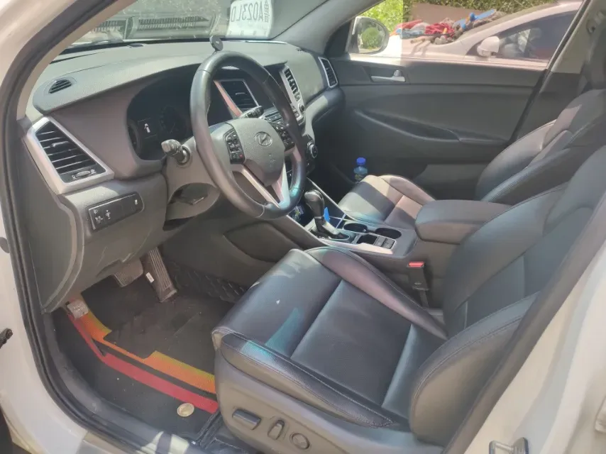 2015 Hyundai Tucson 1.6T 177HP L4 7DCT,autocango,china used car exporter,china ev exporter,chinese used car exporter,chinese used ev exporter