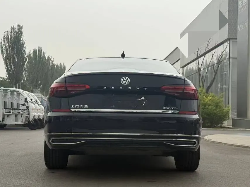 2020 Volkswagen Passat 2.0T 186HP L4 7DCT,autocango,china used car exporter,china ev exporter,chinese used car exporter,chinese used ev exporter