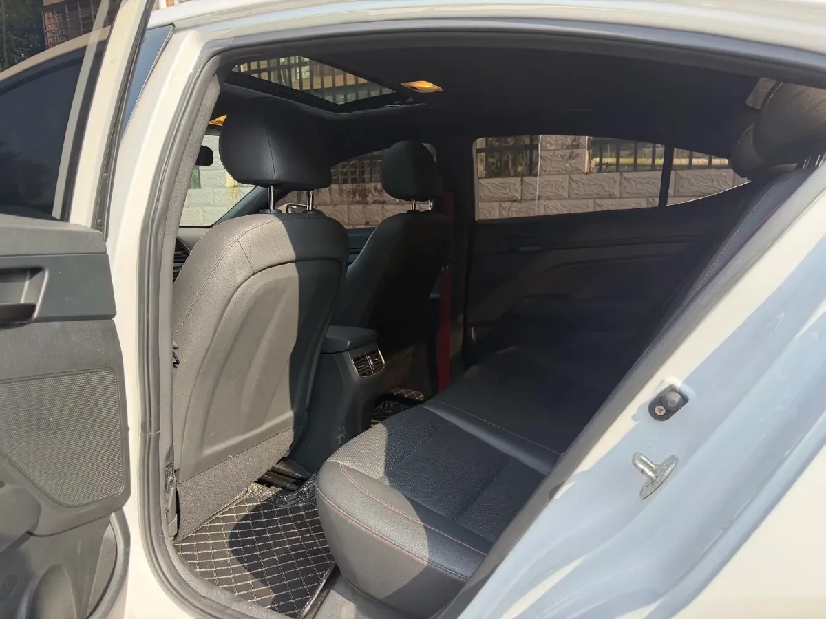 2020 Hyundai Elantra 1.4T 130HP L4 7DCT,autocango,china used car exporter,china ev exporter,chinese used car exporter,chinese used ev exporter