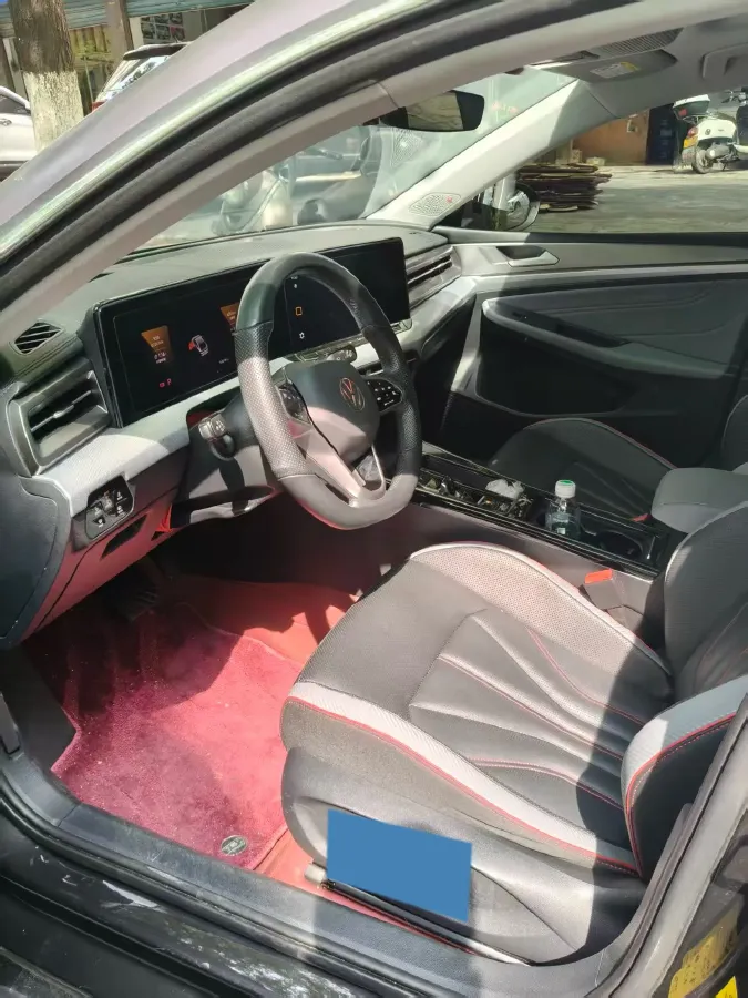 2022 Skoda Superb 2.0T 186HP L4 7DCT,autocango,china used car exporter,china ev exporter,chinese used car exporter,chinese used ev exporter