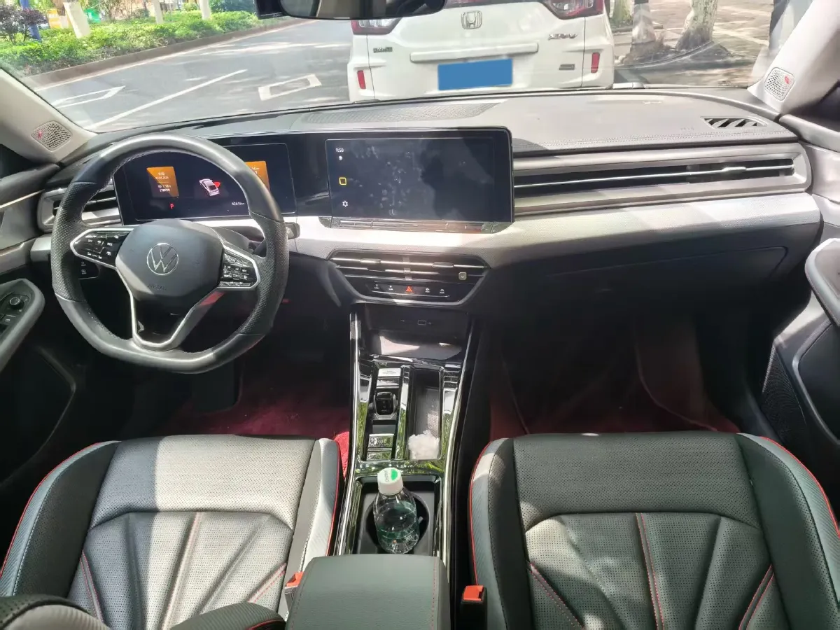 2022 Skoda Superb 2.0T 186HP L4 7DCT,autocango,china used car exporter,china ev exporter,chinese used car exporter,chinese used ev exporter
