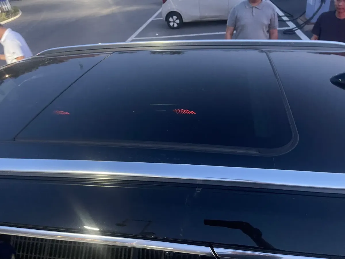 2021 HongQi E-HS9 BEV 84KWH,autocango,china used car exporter,china ev exporter,chinese used car exporter,chinese used ev exporter
