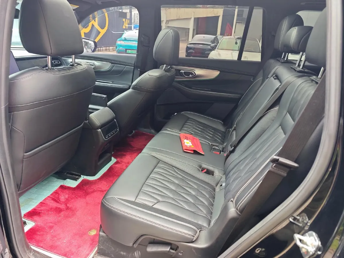 2022 GAC Trumpchi GS8 2.0T 252HP L4 8AT,autocango,china used car exporter,china ev exporter,chinese used car exporter,chinese used ev exporter