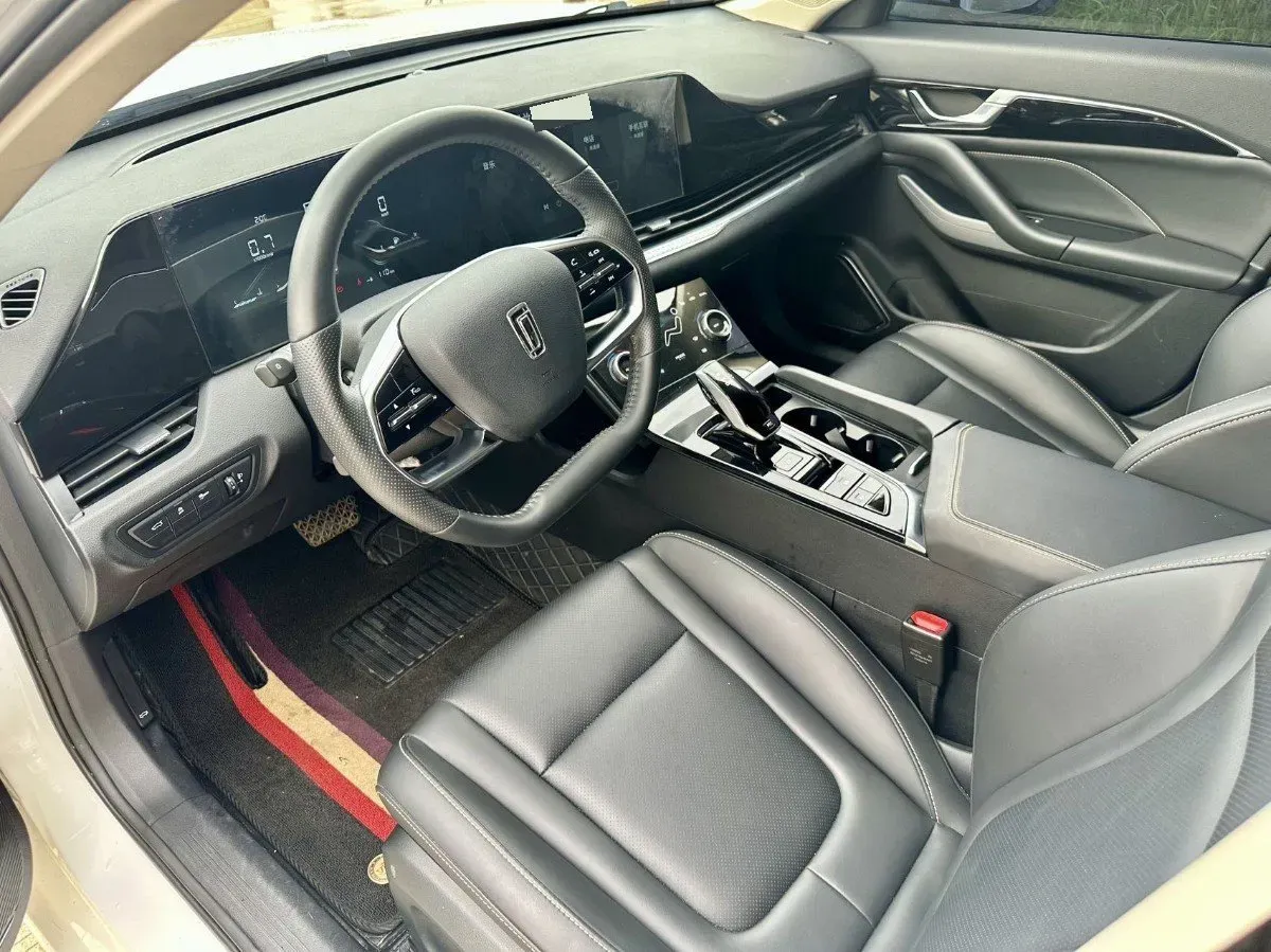 2023 Bestune B70 1.5T 169HP L4 7DCT,autocango,china used car exporter,china ev exporter,chinese used car exporter,chinese used ev exporter