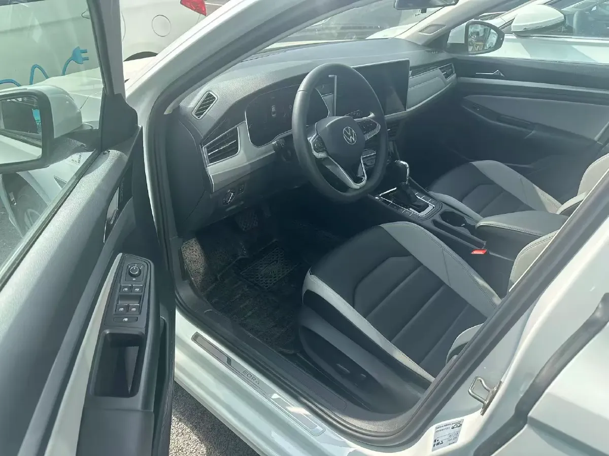 2023 Volkswagen Bora 1.5T 160HP L4 7DCT,autocango,china used car exporter,china ev exporter,chinese used car exporter,chinese used ev exporter