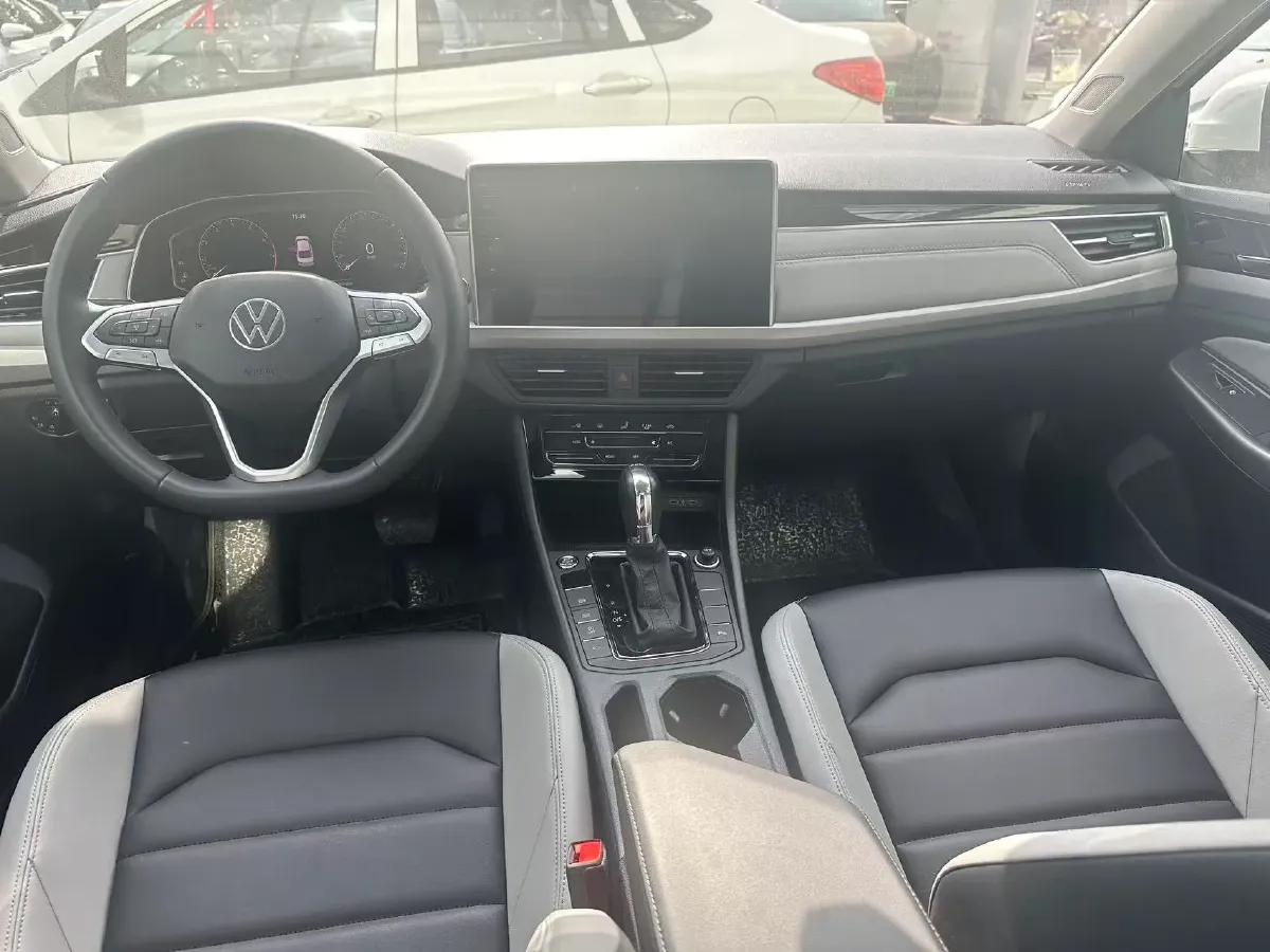 2023 Volkswagen Bora 1.5T 160HP L4 7DCT,autocango,china used car exporter,china ev exporter,chinese used car exporter,chinese used ev exporter