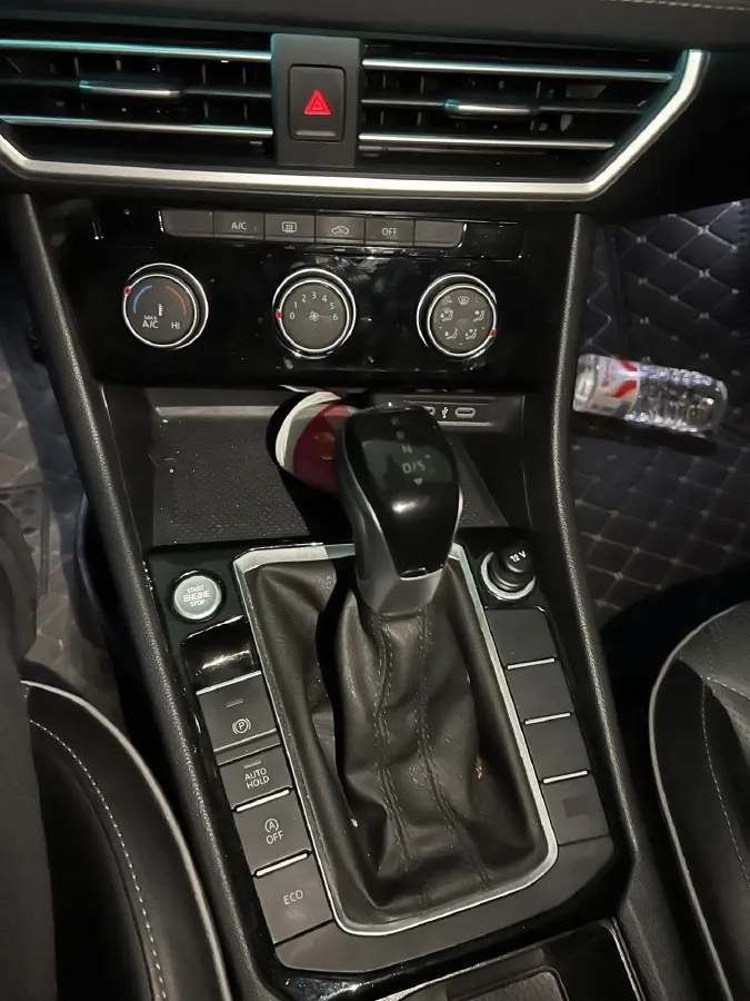 2024 Volkswagen Sagitar 1.5T 160HP L4 7DCT,autocango,china used car exporter,china ev exporter,chinese used car exporter,chinese used ev exporter