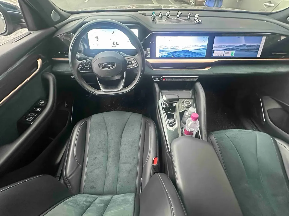 2023 Geely Monjaro 2.0T 238HP L4 8AT,autocango,china used car exporter,china ev exporter,chinese used car exporter,chinese used ev exporter