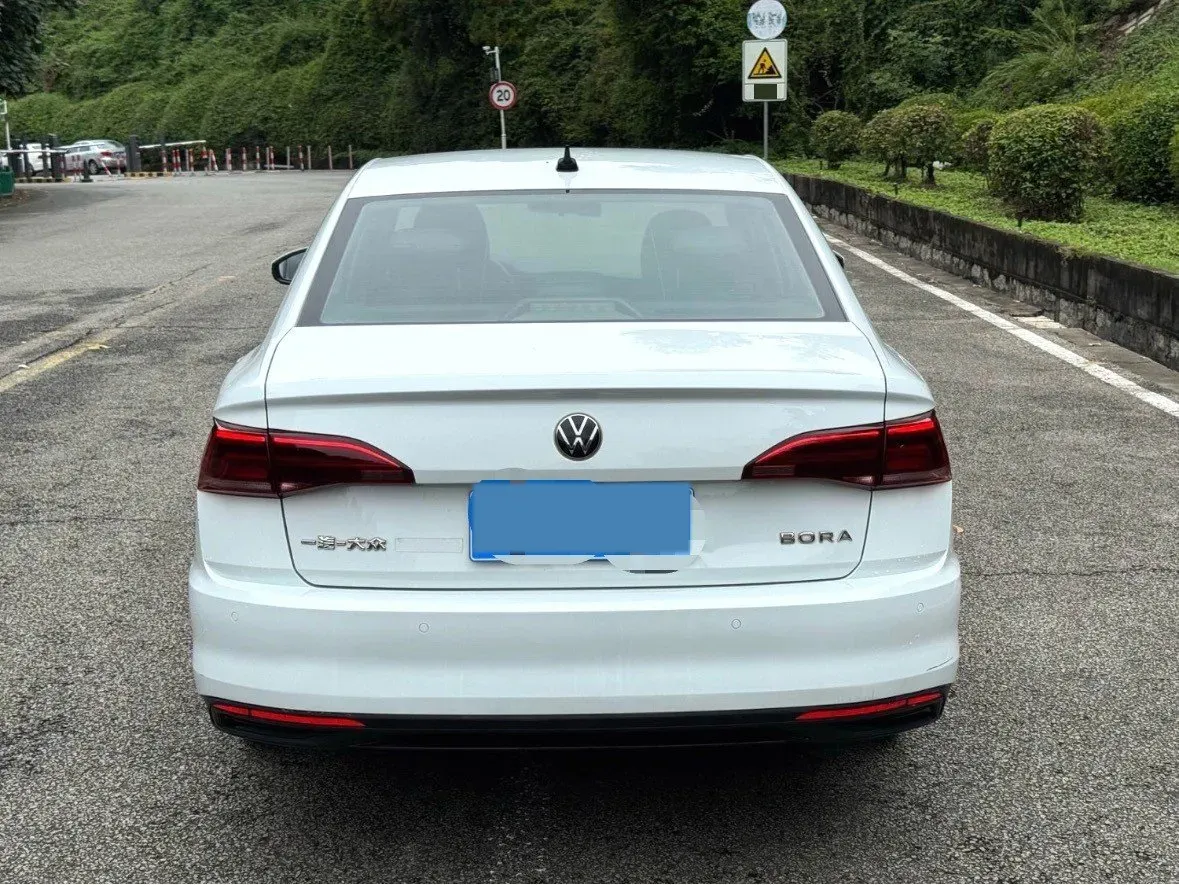 2021 Volkswagen Bora 1.5L 113HP L4 6AT,autocango,china used car exporter,china ev exporter,chinese used car exporter,chinese used ev exporter
