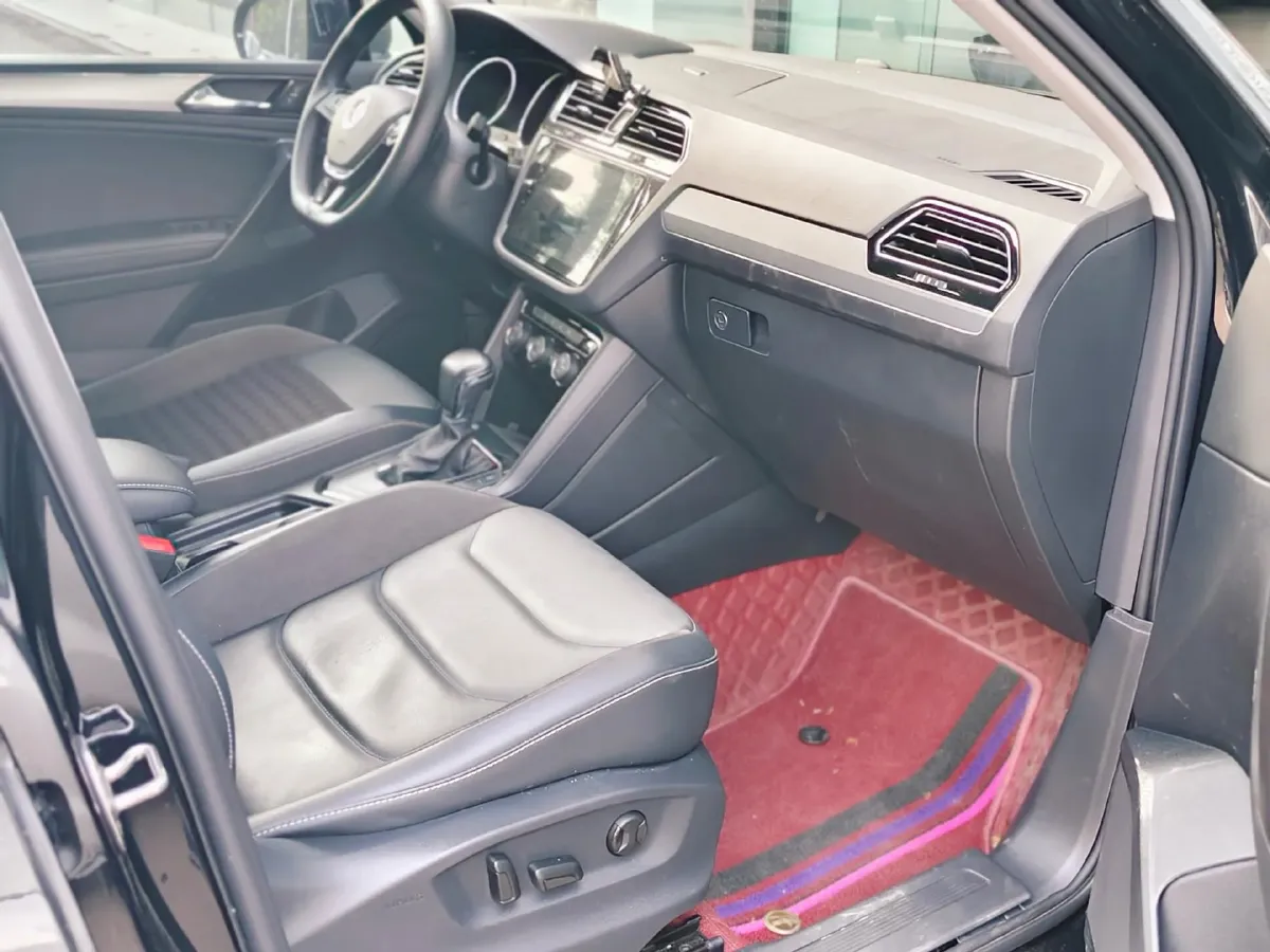 2021 Volkswagen Tiguan L 1.4T 150HP L4 7DCT,autocango,china used car exporter,china ev exporter,chinese used car exporter,chinese used ev exporter
