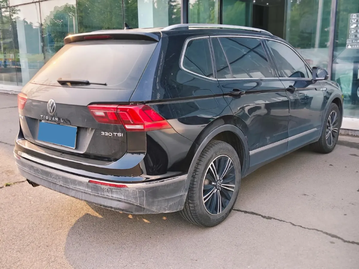 2021 Volkswagen Tiguan L 1.4T 150HP L4 7DCT,autocango,china used car exporter,china ev exporter,chinese used car exporter,chinese used ev exporter