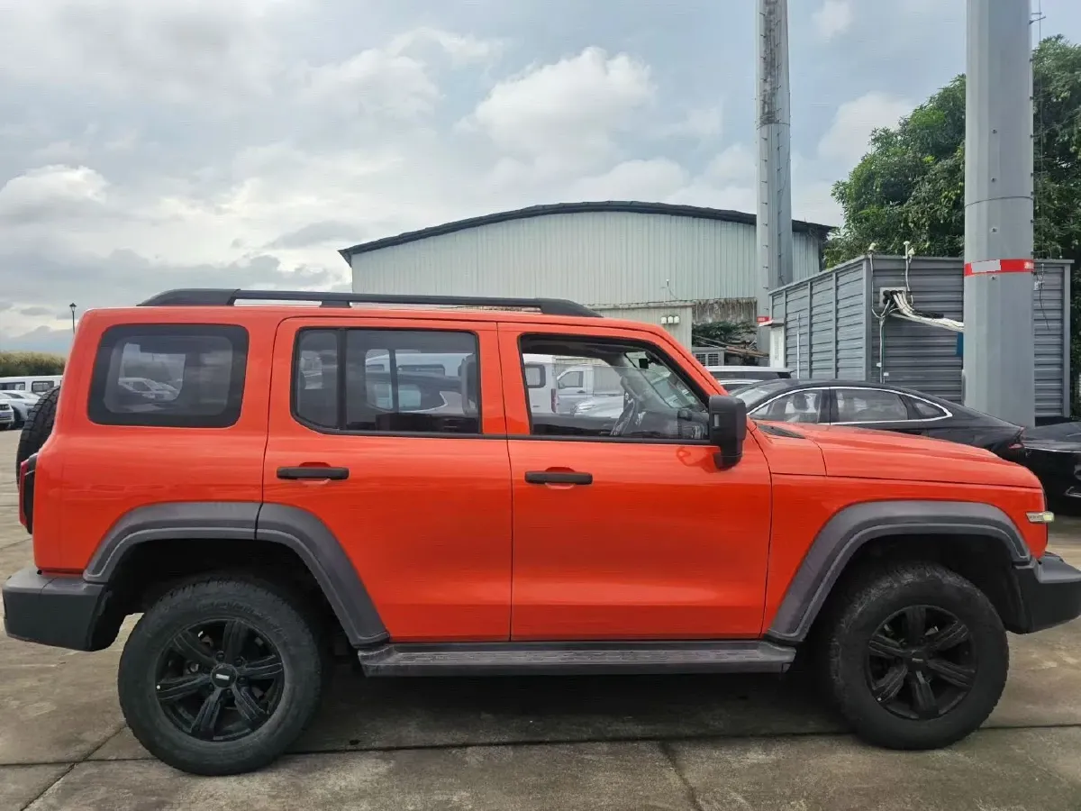 2021 Tank 300 2.0T 227HP L4 8AT,autocango,china used car exporter,china ev exporter,chinese used car exporter,chinese used ev exporter