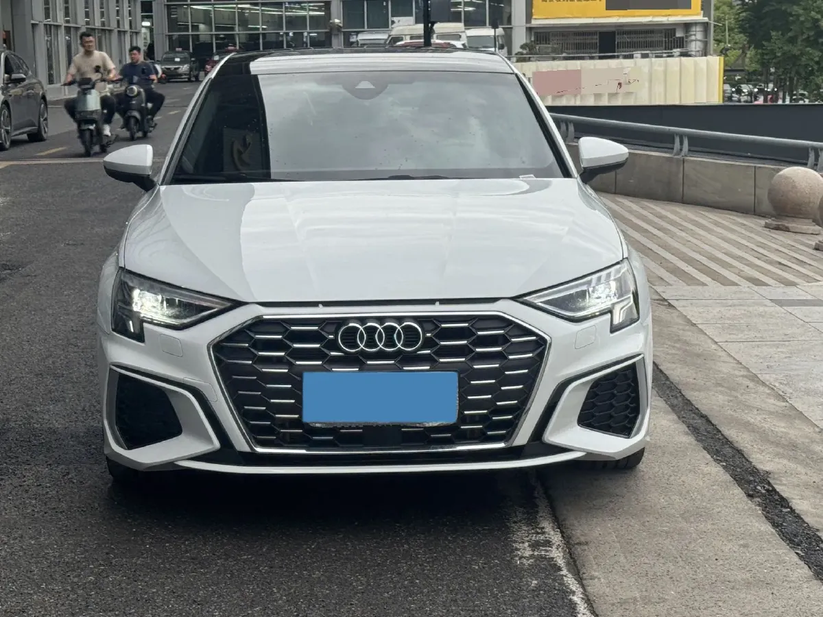 2024 Audi A3 1.4T 150HP L4 7DCT,autocango,china used car exporter,china ev exporter,chinese used car exporter,chinese used ev exporter