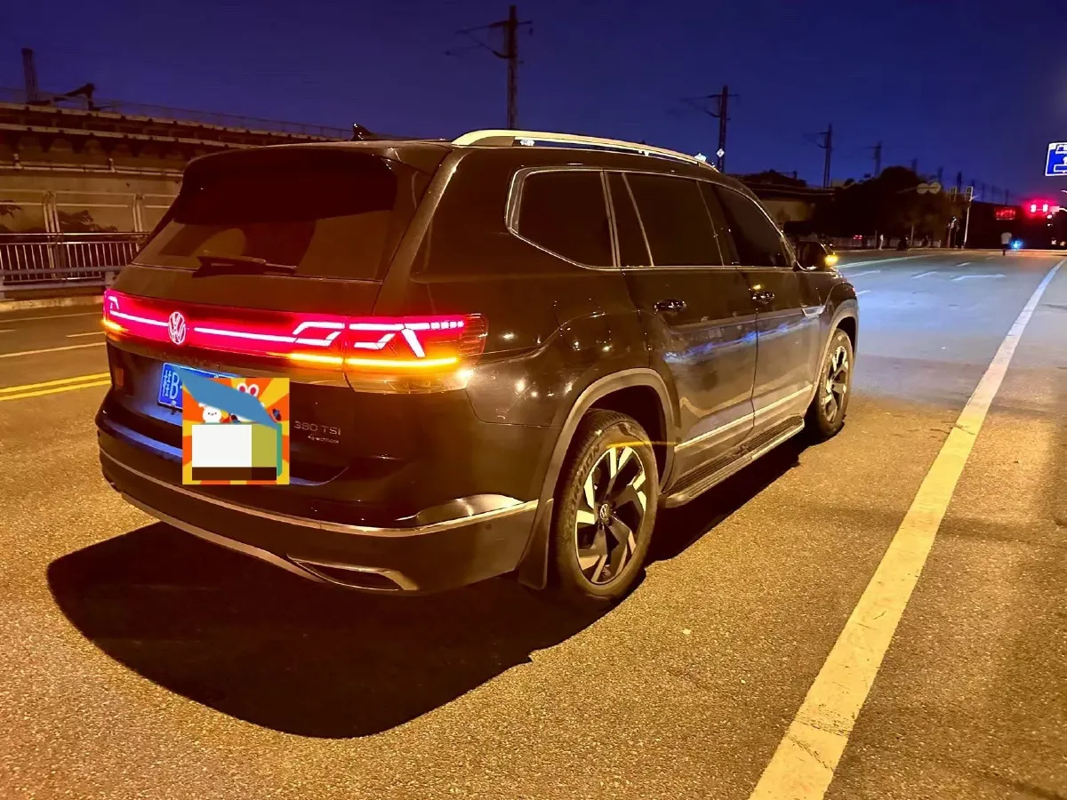 2021 Volkswagen Teramont 2.0T 220HP L4 7DCT,autocango,china used car exporter,china ev exporter,chinese used car exporter,chinese used ev exporter