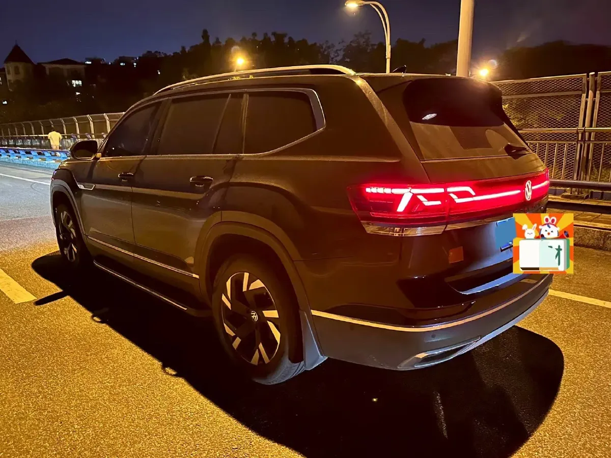 2021 Volkswagen Teramont 2.0T 220HP L4 7DCT,autocango,china used car exporter,china ev exporter,chinese used car exporter,chinese used ev exporter