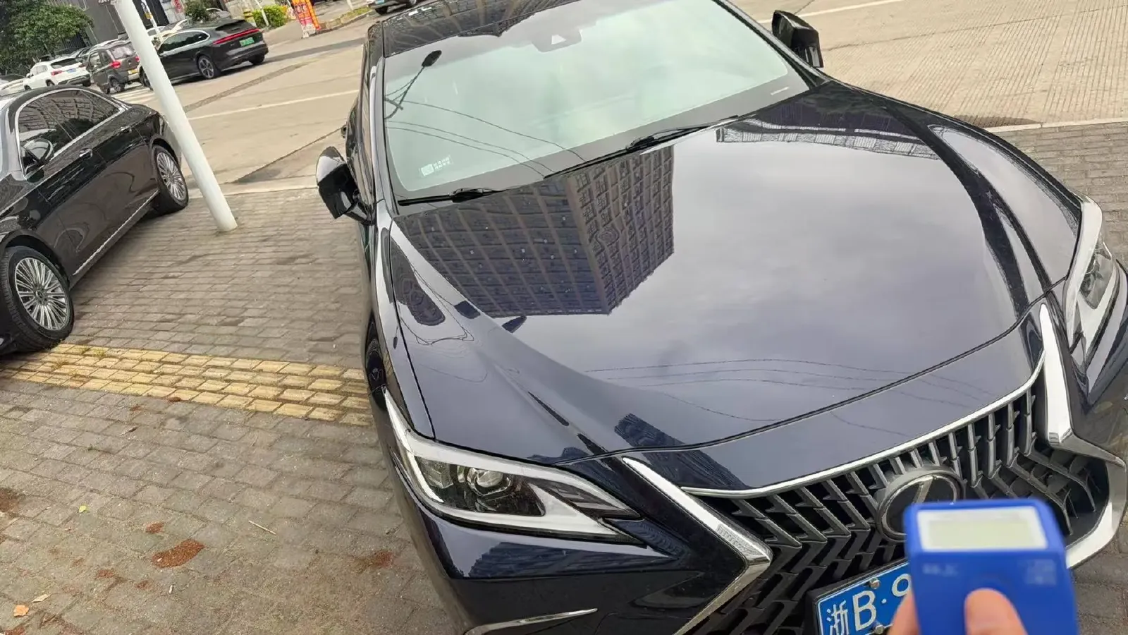 2023 Lexus ES 2.0L 173HP L4 CVT,autocango,china used car exporter,china ev exporter,chinese used car exporter,chinese used ev exporter