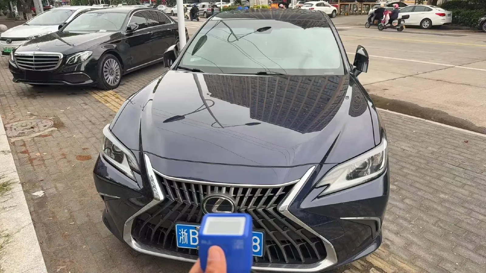 2023 Lexus ES 2.0L 173HP L4 CVT,autocango,china used car exporter,china ev exporter,chinese used car exporter,chinese used ev exporter