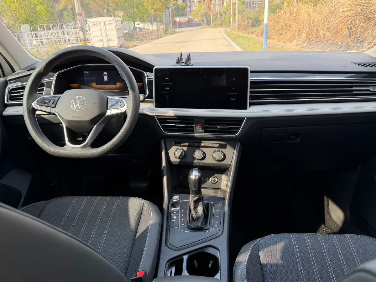 2022 MAXUS DaJia 5 BEV 70KWH,autocango,china used car exporter,china ev exporter,chinese used car exporter,chinese used ev exporter