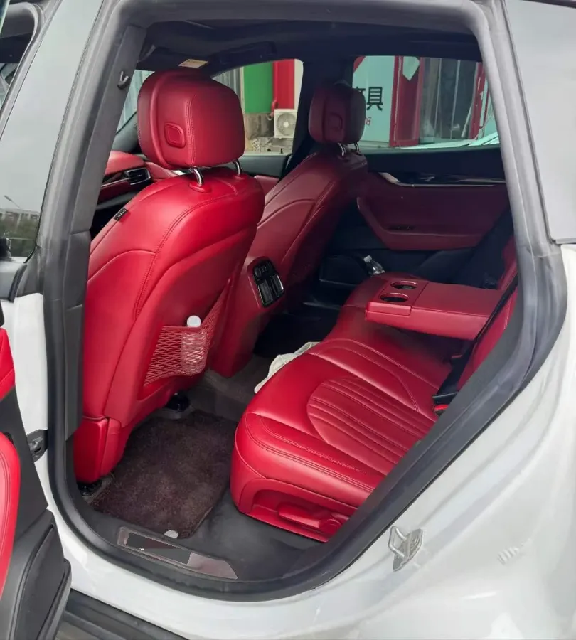 2019 Maserati Levante 3.0T 350HP V6 8AT,autocango,china used car exporter,china ev exporter,chinese used car exporter,chinese used ev exporter