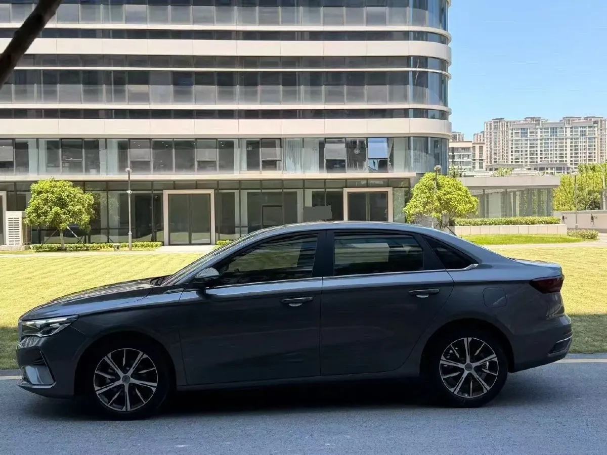 2022 Geely Emgrand 1.5L 114HP L4 CVT,autocango,china used car exporter,china ev exporter,chinese used car exporter,chinese used ev exporter