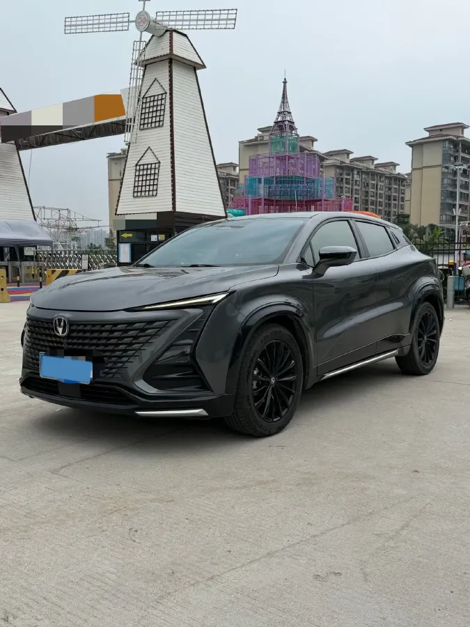 2022 ChangAn UNI-T 1.5T 188HP L4 7DCT,autocango,china used car exporter,china ev exporter,chinese used car exporter,chinese used ev exporter