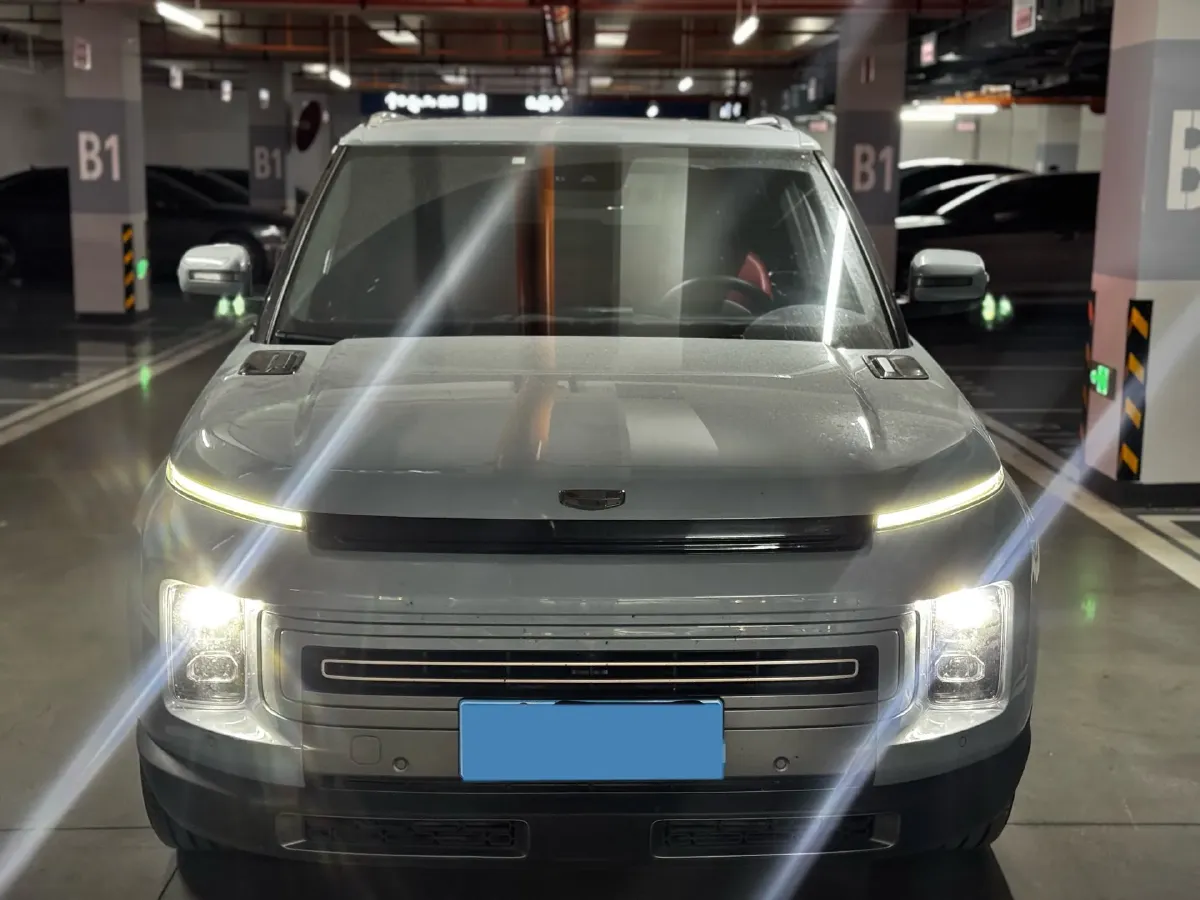 2020 Geely ICON 1.5T 177HP L3 7DCT,autocango,china used car exporter,china ev exporter,chinese used car exporter,chinese used ev exporter