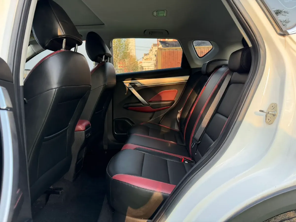 2021 Geely Coolray 1.4T 141HP L4 6DCT,autocango,china used car exporter,china ev exporter,chinese used car exporter,chinese used ev exporter