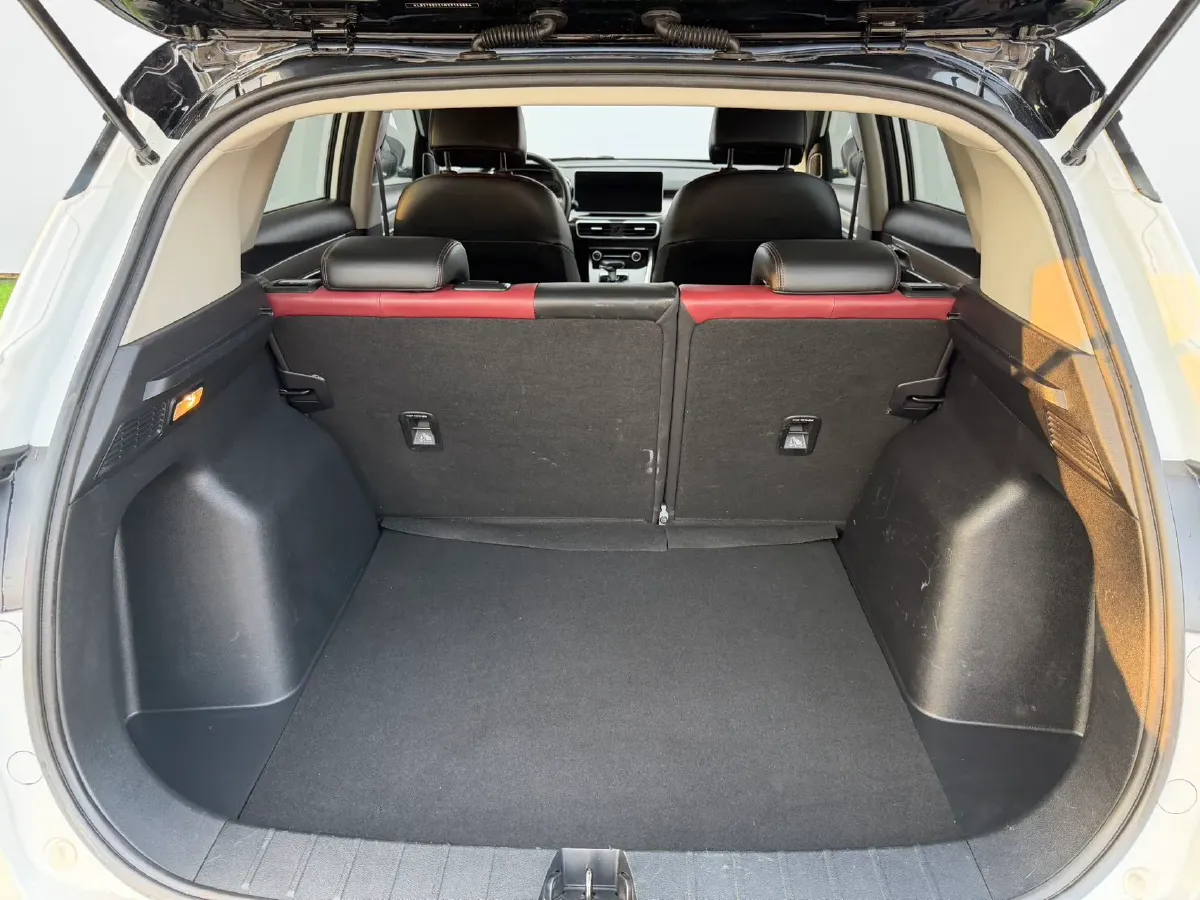 2021 Geely Coolray 1.4T 141HP L4 6DCT,autocango,china used car exporter,china ev exporter,chinese used car exporter,chinese used ev exporter