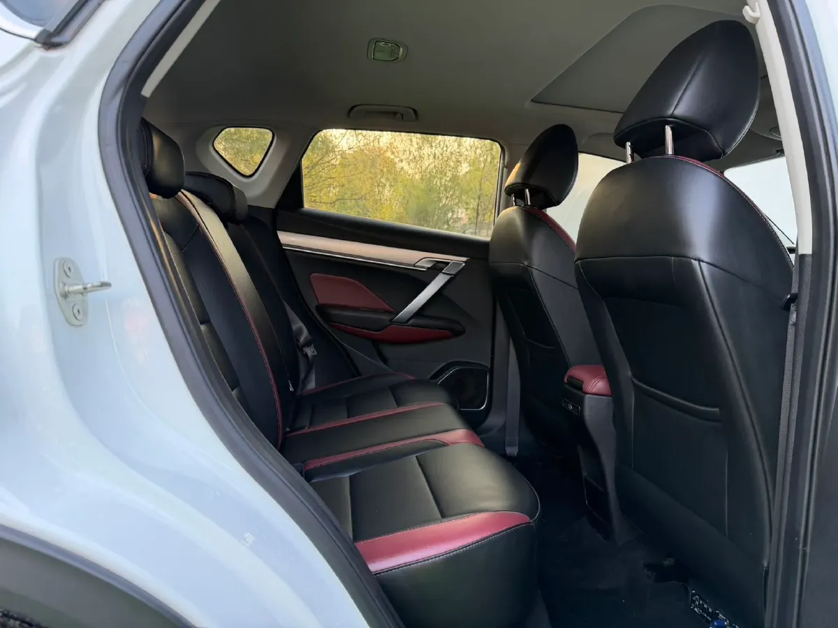 2021 Geely Coolray 1.4T 141HP L4 6DCT,autocango,china used car exporter,china ev exporter,chinese used car exporter,chinese used ev exporter