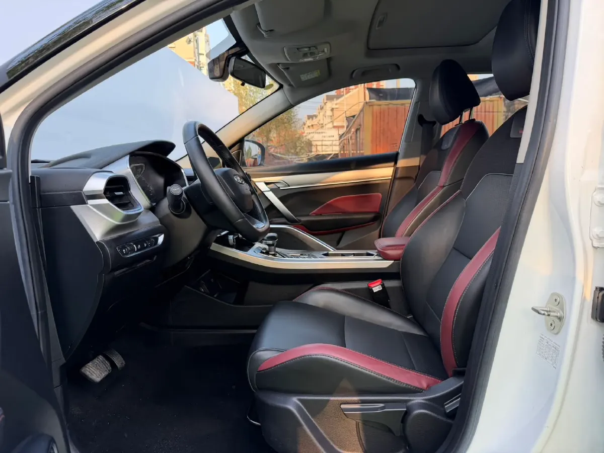2021 Geely Coolray 1.4T 141HP L4 6DCT,autocango,china used car exporter,china ev exporter,chinese used car exporter,chinese used ev exporter