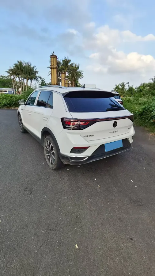 2024 Volkswagen T-Roc 1.4T 150HP L4 7DCT,autocango,china used car exporter,china ev exporter,chinese used car exporter,chinese used ev exporter