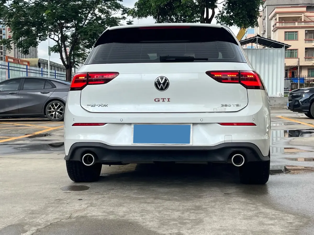 2023 Volkswagen GolfGTI 2.0T 220HP L4 7DCT,autocango,china used car exporter,china ev exporter,chinese used car exporter,chinese used ev exporter