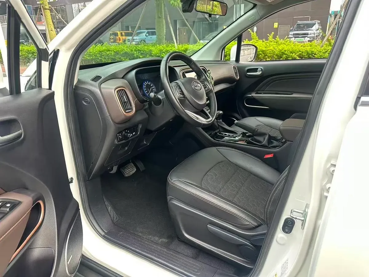 2019 GAC Trumpchi GS3 1.5T 163HP L3 7DCT,autocango,china used car exporter,china ev exporter,chinese used car exporter,chinese used ev exporter
