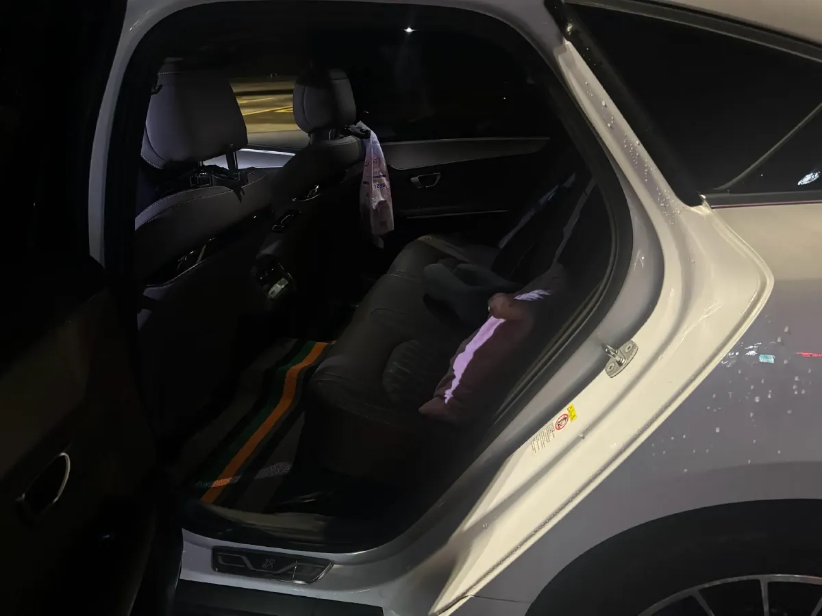 2022 BYD Han 1.5T 139HP L4 E-CVT PHEV 18.3KWH,autocango,china used car exporter,china ev exporter,chinese used car exporter,chinese used ev exporter
