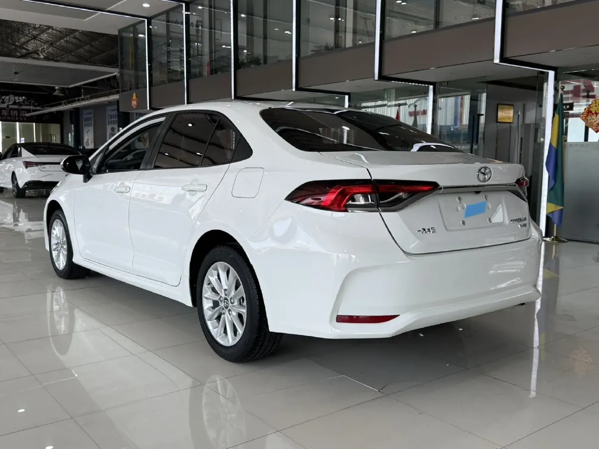 2021 Toyota Corolla 1.2T 116HP L4 CVT,autocango,china used car exporter,china ev exporter,chinese used car exporter,chinese used ev exporter