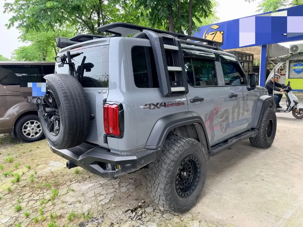 2021 Tank 300 2.0T 227HP L4 8AT,autocango,china used car exporter,china ev exporter,chinese used car exporter,chinese used ev exporter