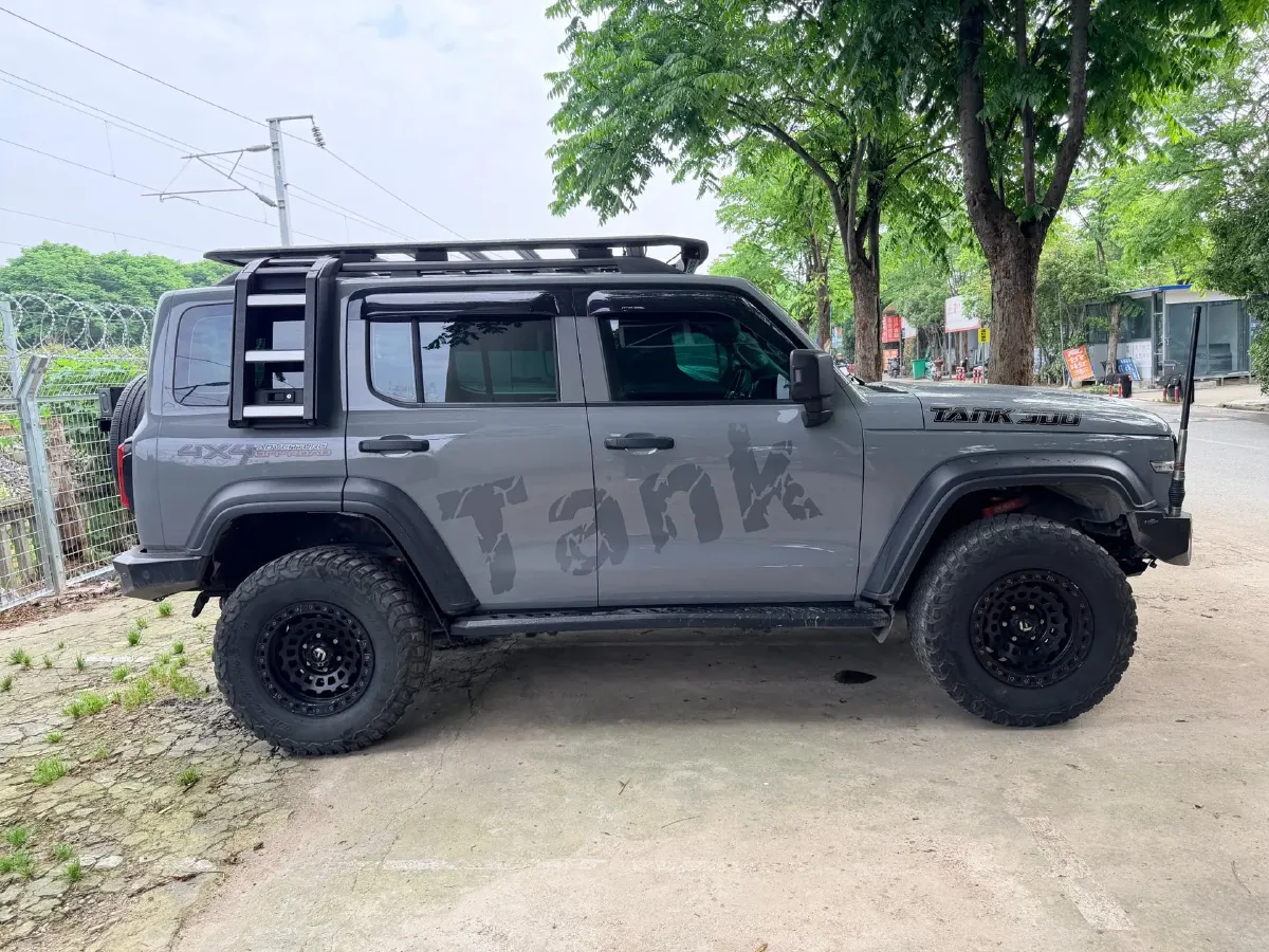 2021 Tank 300 2.0T 227HP L4 8AT,autocango,china used car exporter,china ev exporter,chinese used car exporter,chinese used ev exporter