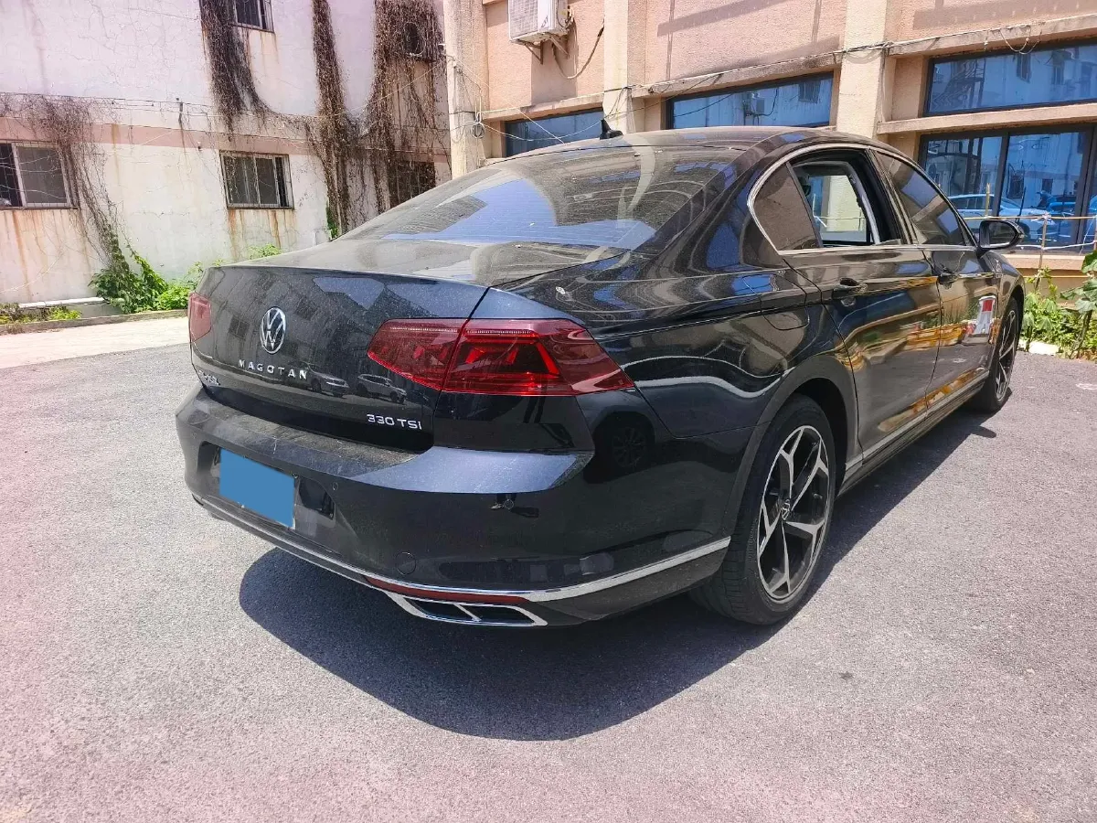 2023 Volkswagen Magotan 2.0T 186HP L4 7DCT,autocango,china used car exporter,china ev exporter,chinese used car exporter,chinese used ev exporter