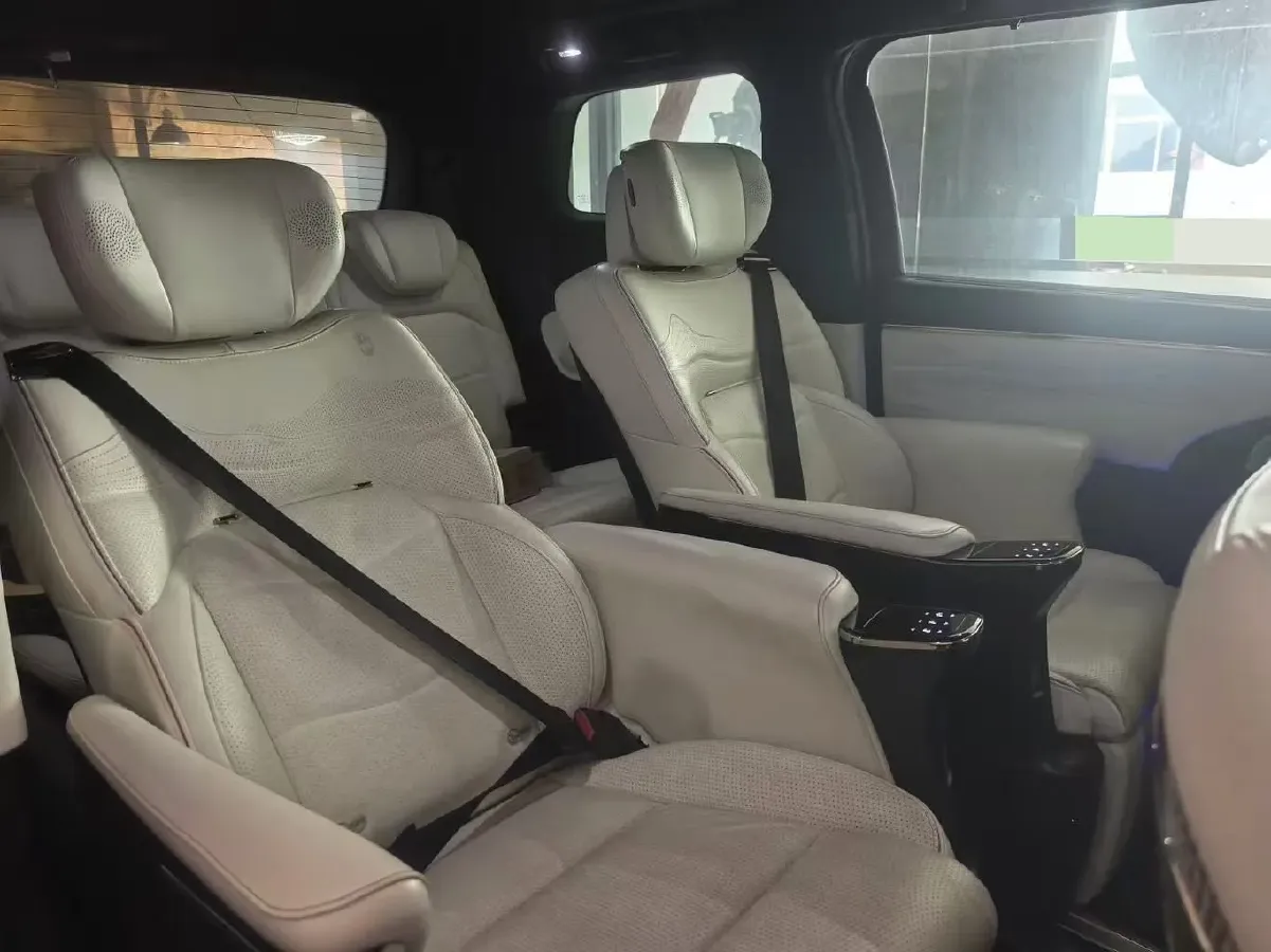 2023 GAC Trumpchi M8 2.0T 252HP L4 8AT,autocango,china used car exporter,china ev exporter,chinese used car exporter,chinese used ev exporter